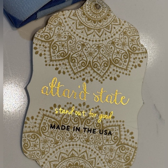 Altar'd State Gold and Cream Mandala Tag - Picture 2 of 5